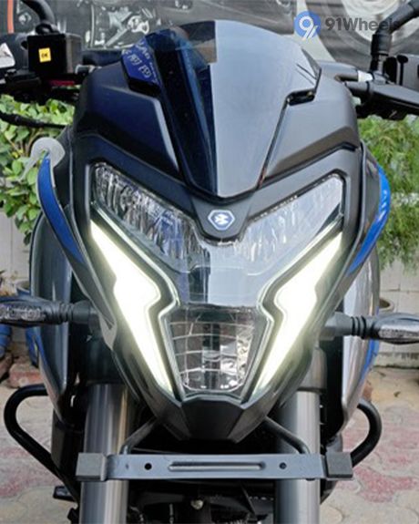 Pulsar NS200 Head Light