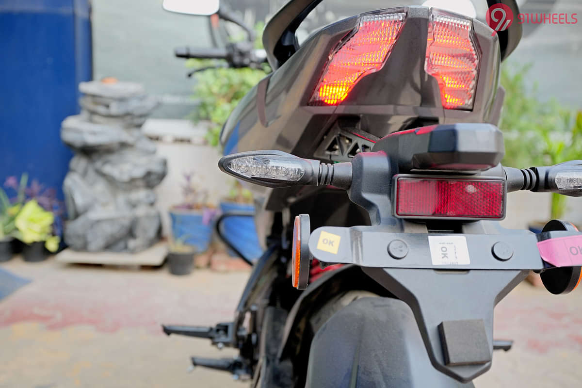 Bajaj Pulsar NS200 Rear Turn Indicators