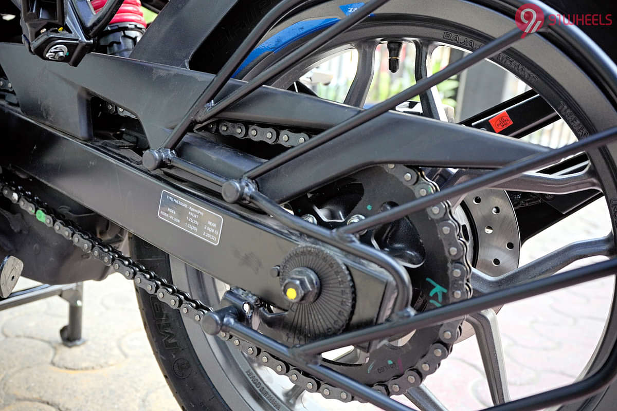 Bajaj Pulsar NS200 Drive Chain And Sprocket