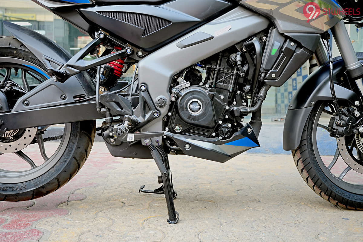 Bajaj Pulsar NS200 Engine From Right