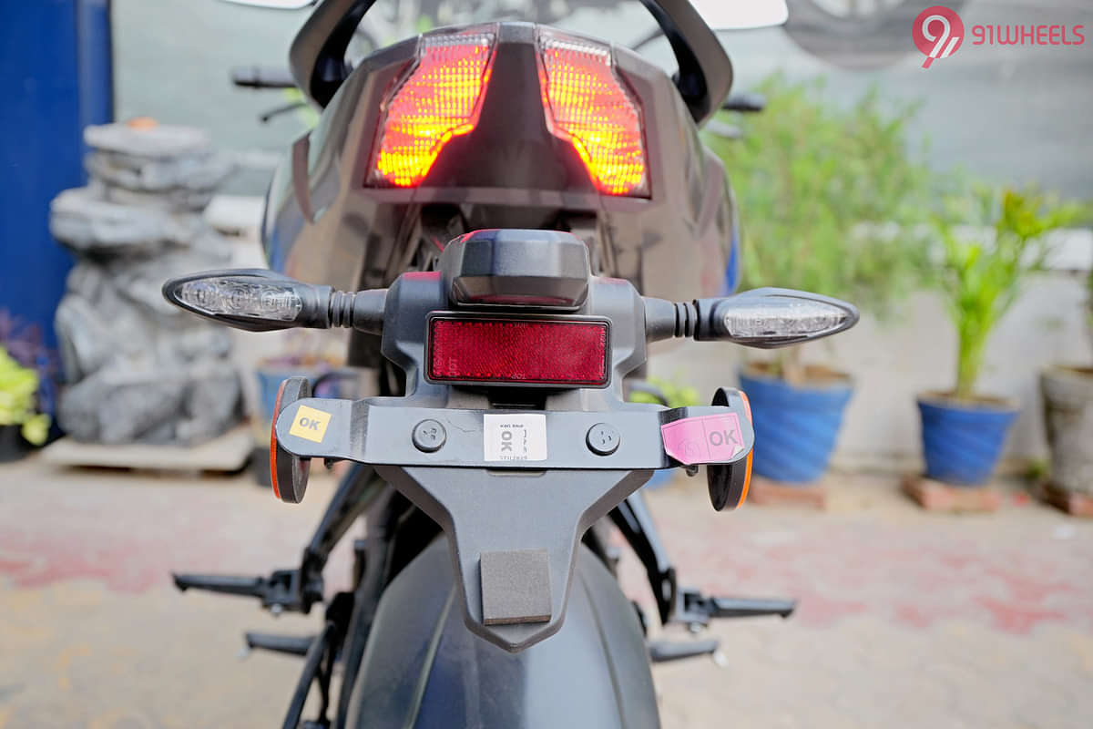 Bajaj Pulsar NS200 Tail Light