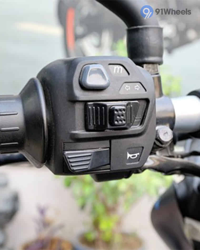 Handlebar & Console Area - 13