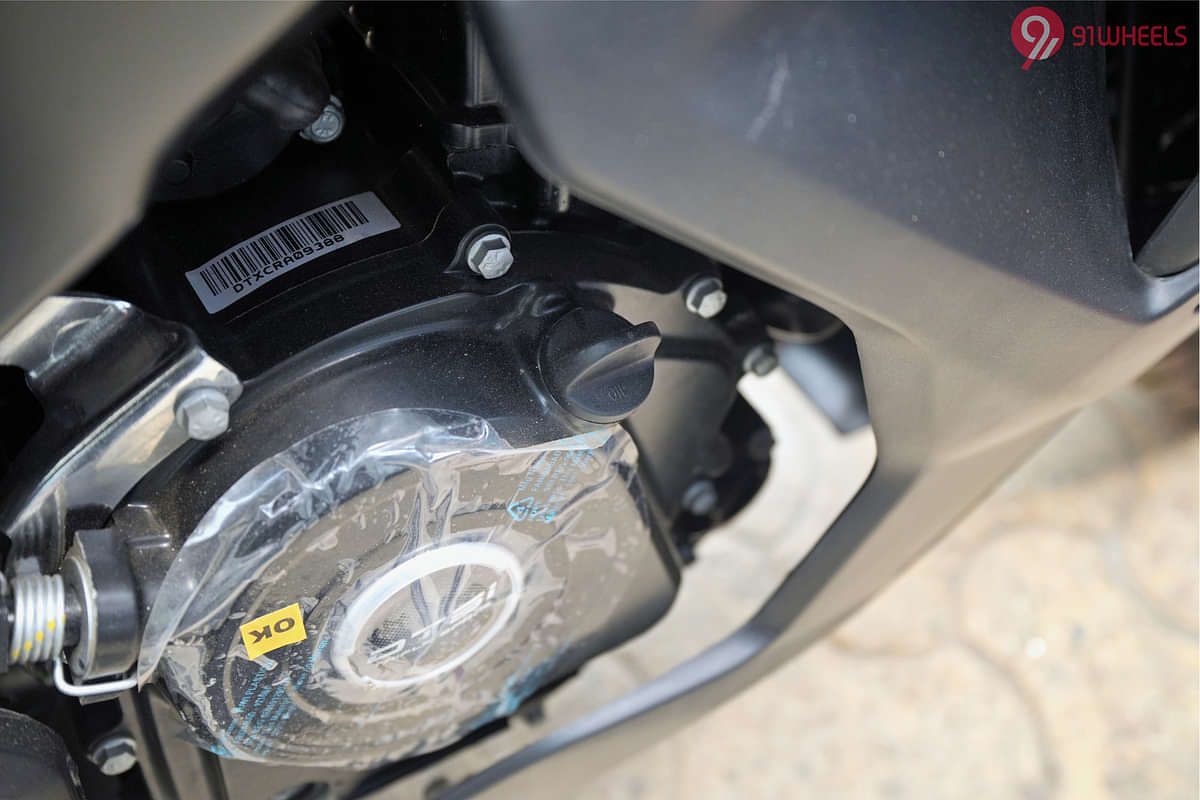 Bajaj Pulsar RS 200 Oil Cap/Dipstick