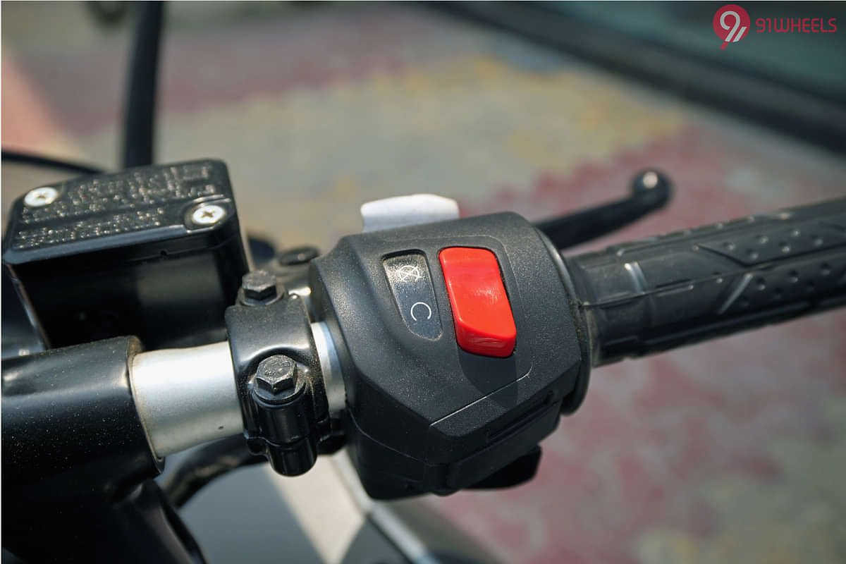 Bajaj Pulsar RS 200 Emergency Off Switch/Kill Switch