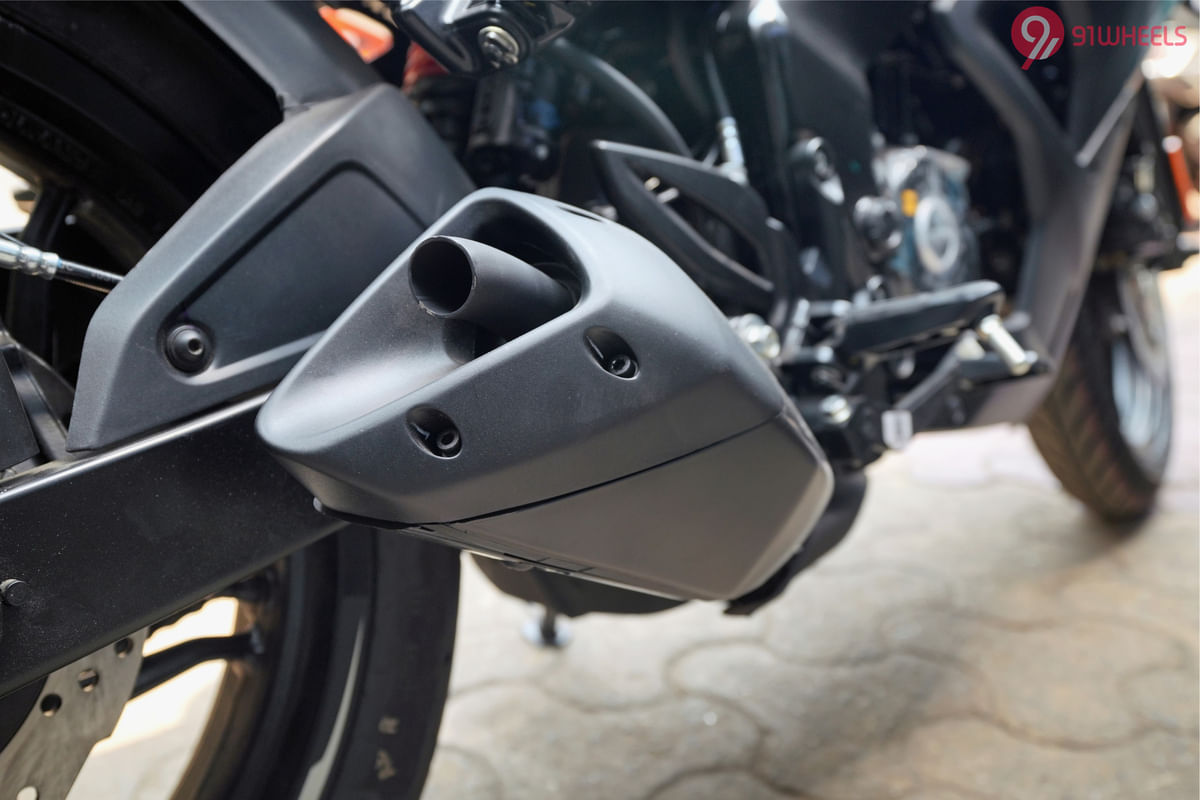 Bajaj Pulsar RS 200 Silencer/Muffler