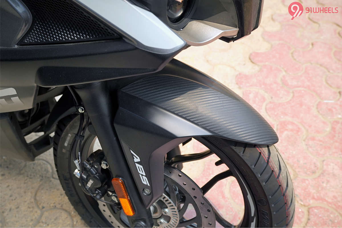 Bajaj Pulsar RS 200 Front Mudguard