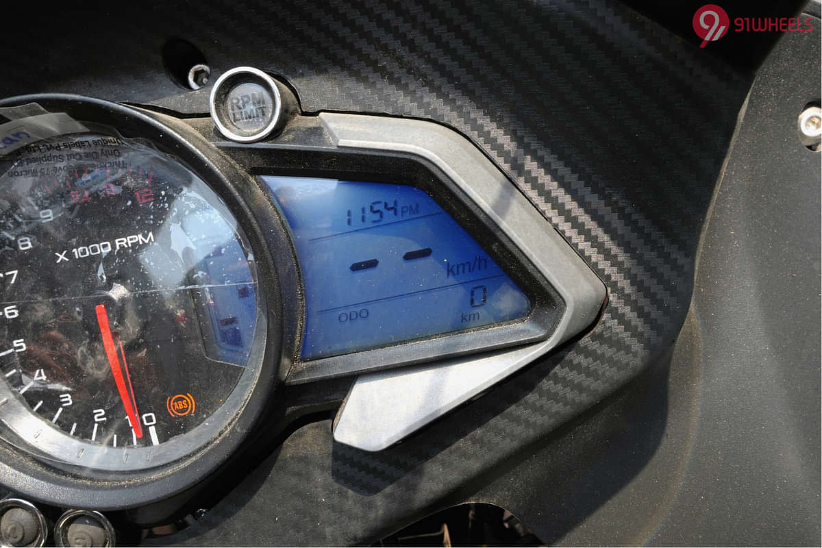 Bajaj Pulsar RS 200 Speedometer