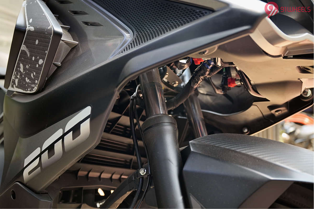 Bajaj Pulsar RS 200 Front Suspension