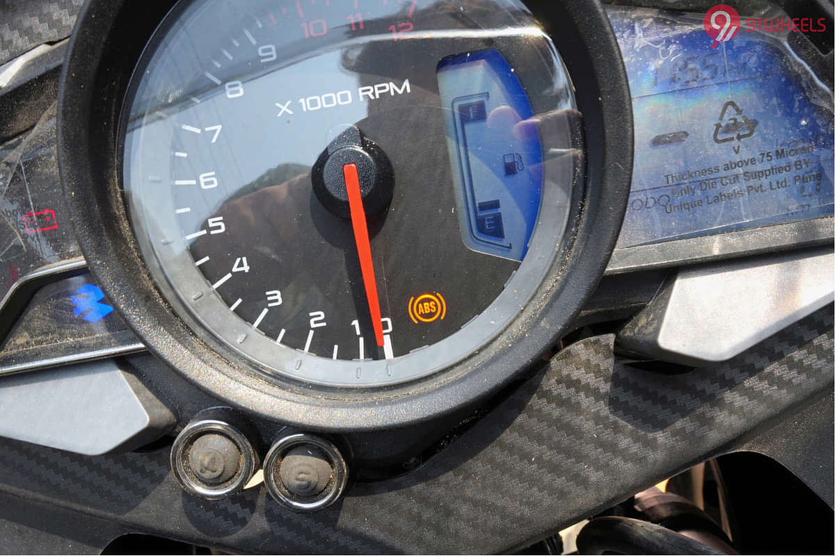Bajaj Pulsar RS 200 Fuel Gauge