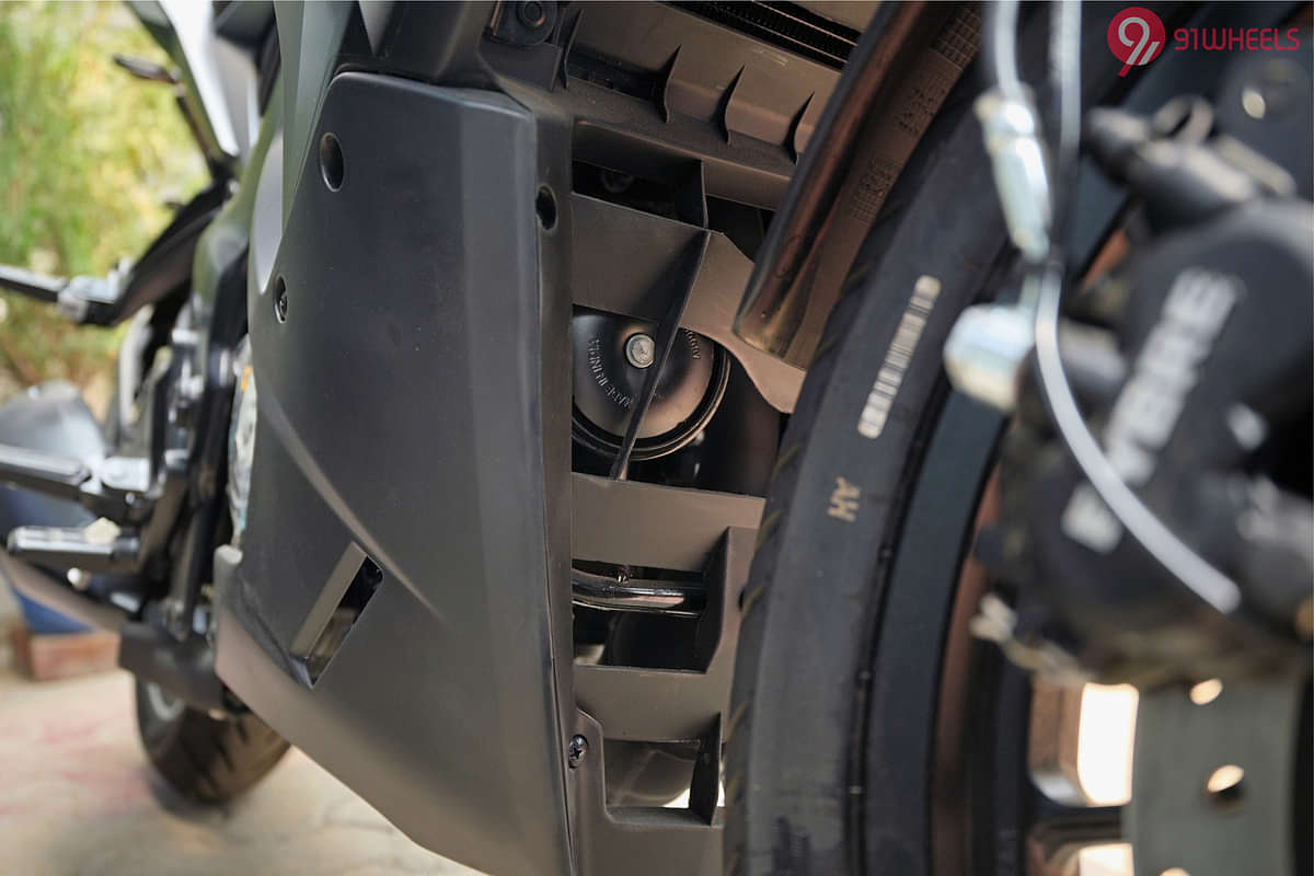 Bajaj Pulsar RS 200 Horn
