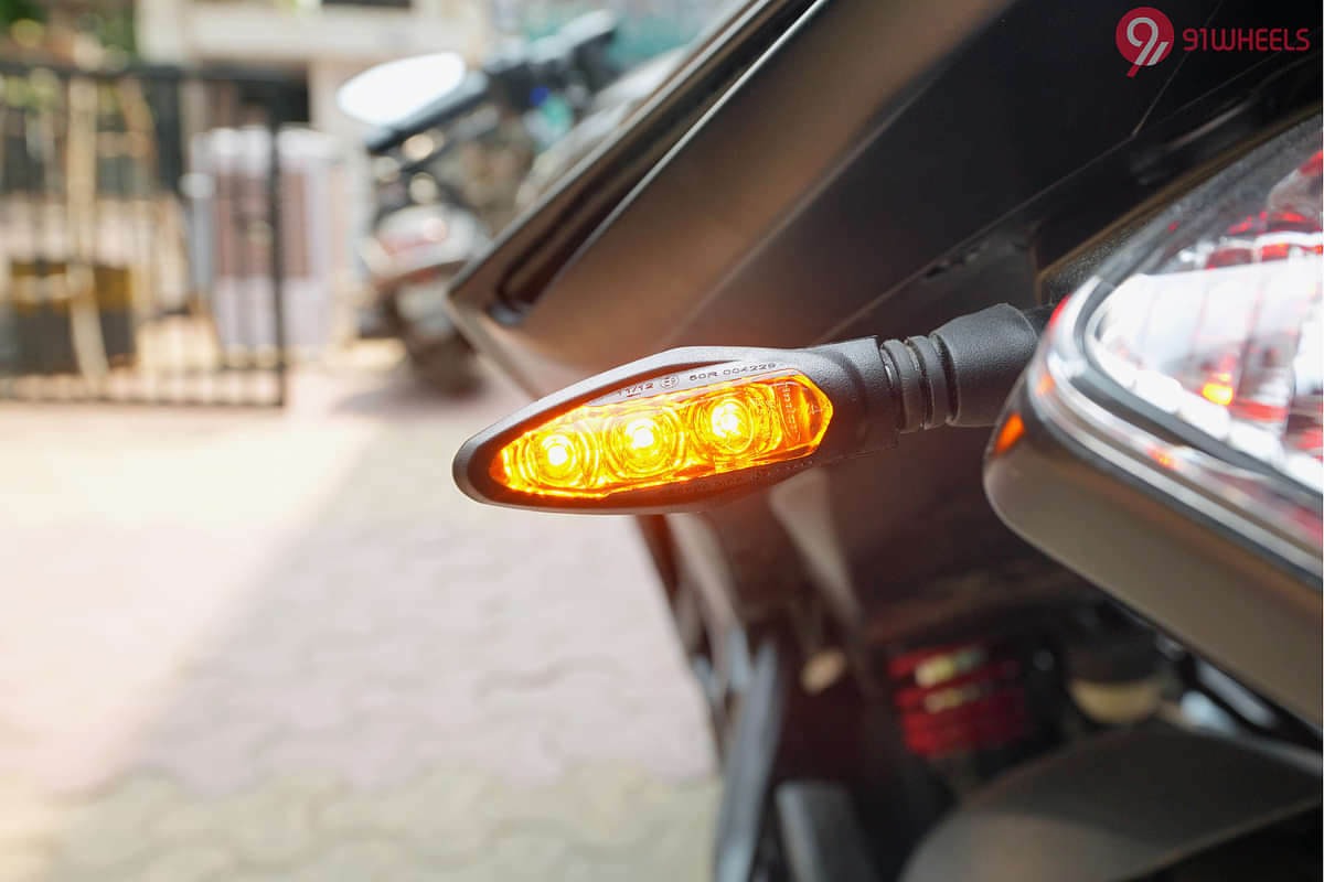 Bajaj Pulsar RS 200 Rear Turn Indicators
