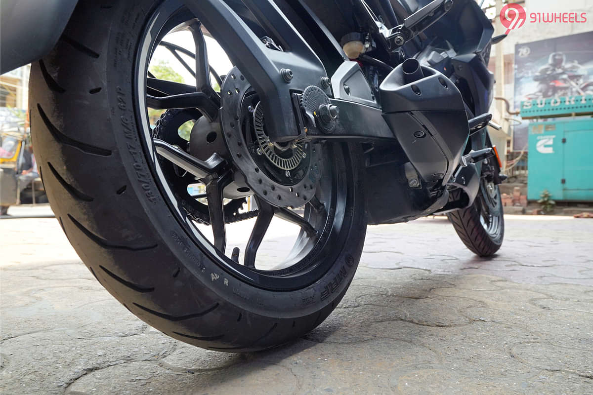 Bajaj Pulsar RS 200 Rear Tyre
