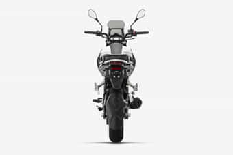 Benelli TRK 251 2021-2025 Rear View