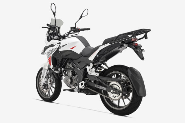 Benelli TRK 251 2021-2025 Left Rear Three Quarter