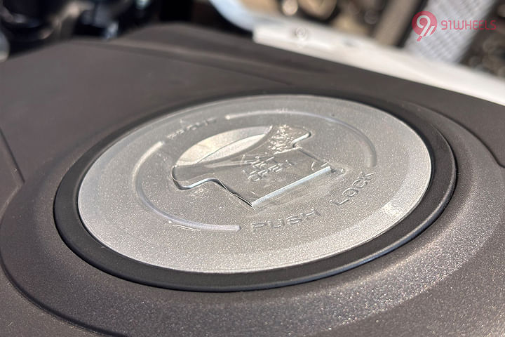 Benelli TRK 502 Closed Fuel Lid