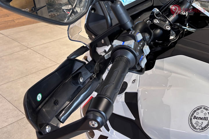 Benelli TRK 502 Clutch lever