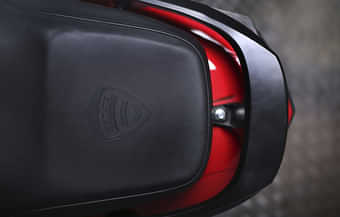 Benling India Falcon 2023-2025 Grab Rail