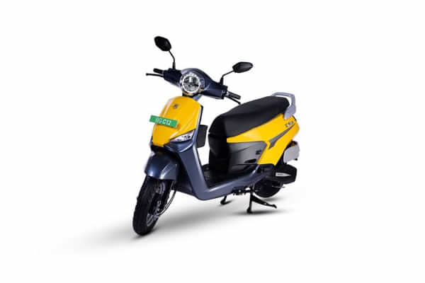 BGauss C12 Left Front Three Quarter