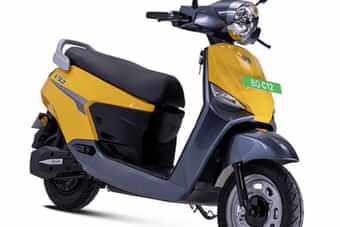 BGauss C12 Right Front Three Quarter BGauss C12 Right Front Three Quarter