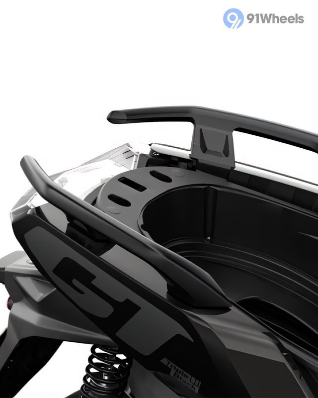 C 400 GT Grab Rail