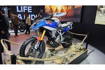 BMW F 450 GS Left Front Three Quarter