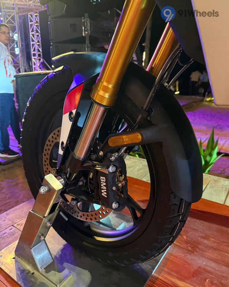 Wheels & Suspension - 4 Wheels & Suspension - 4