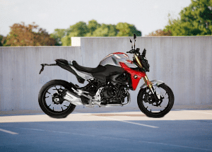 BMW F 900 R Right Side View BMW F 900 R Right Side View