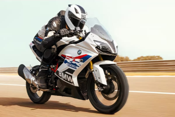 BMW G 310 RR Riding Shot BMW G 310 RR Riding Shot