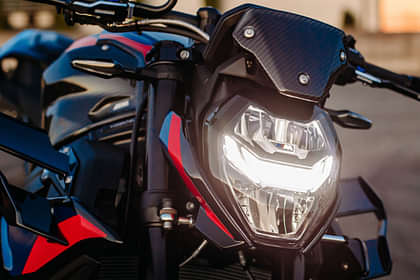 BMW M 1000 R Competition Head Light