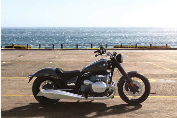 BMW R 18 Right Side View