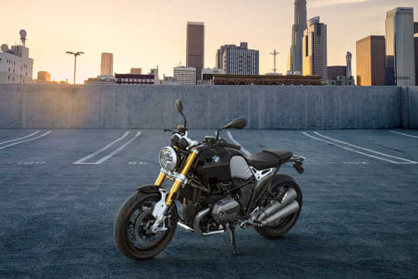 BMW R NineT Left Front Three Quarter