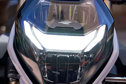 BMW S 1000 R 2021 Pro M Sport Head Light