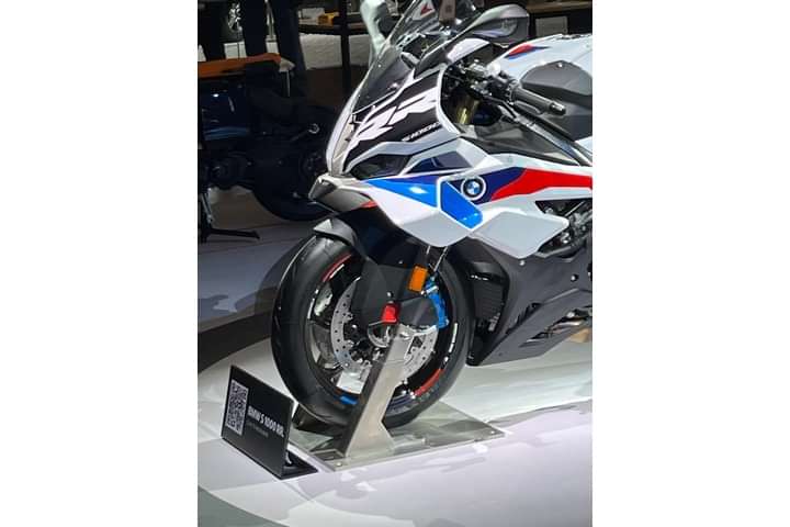 BMW S 1000 RR Front WHeel