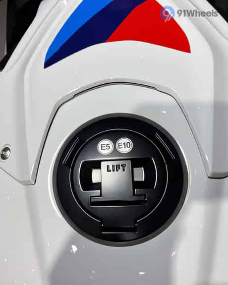 S 1000 RR Closed Fuel Lid
