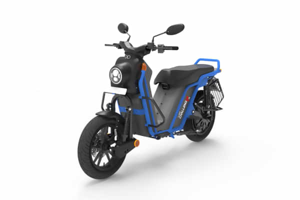 BNC Challenger Left Front Three Quarter