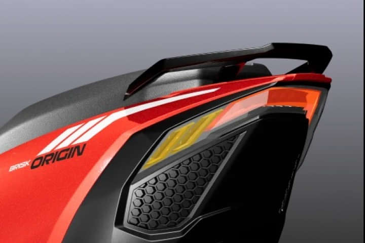 Brisk Origin Tail Light