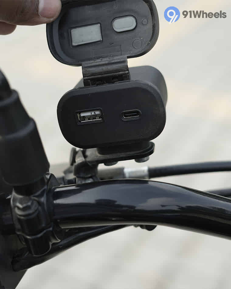 Handlebar & Console Area - 11