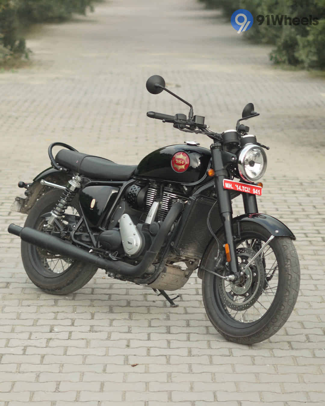 Right Front Three Quarter