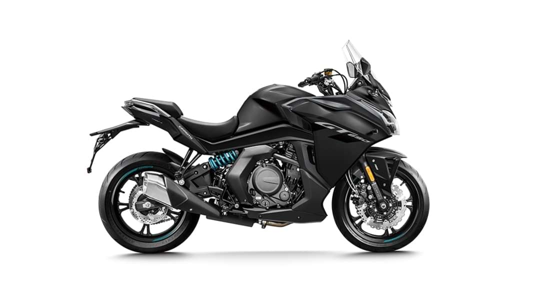 CF Moto 650 GT  2021-2024 Right Side View