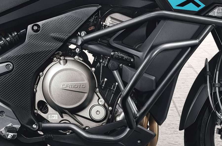 CF Moto 650 MT Engine