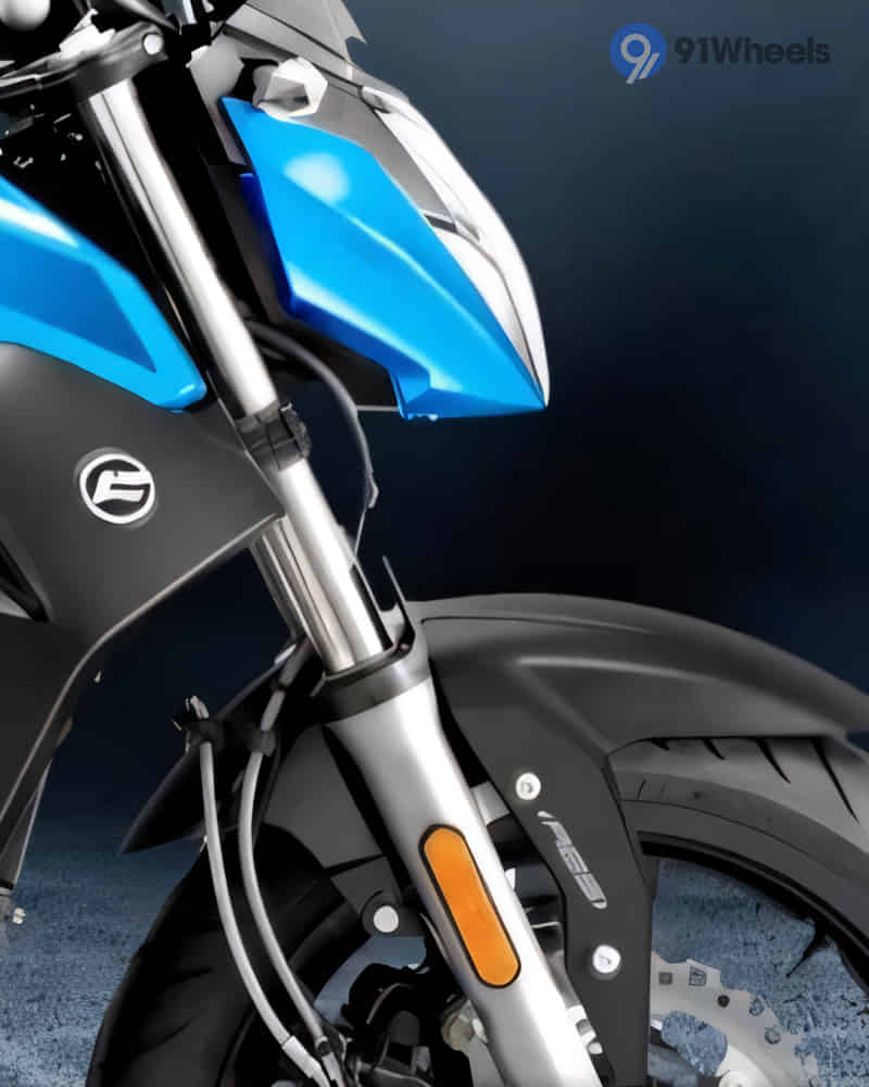 CF Moto 650 NK - Image 6