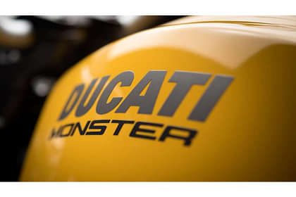 Ducati Monster 821 821 Dark STD Logo