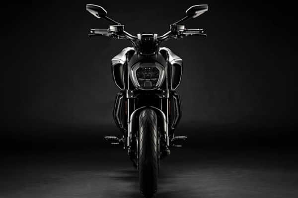 Ducati Diavel 1260 Front View