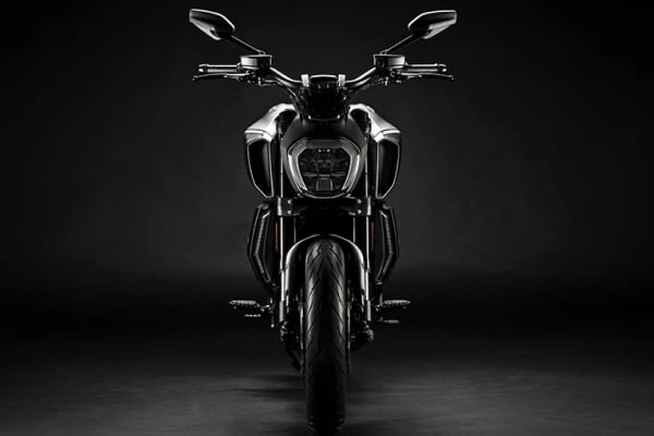 Ducati Diavel 1260 Front View