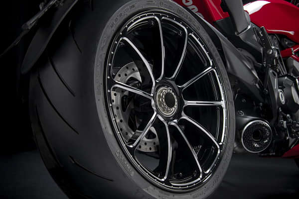 Ducati Diavel 1260 Rear Wheel