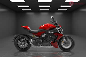 Ducati Diavel V4 Right Side View Ducati Diavel V4 Right Side View