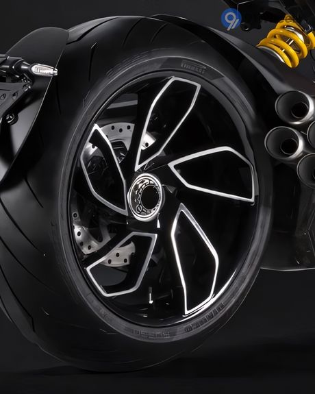Diavel V4 Rear Spoke Wheel