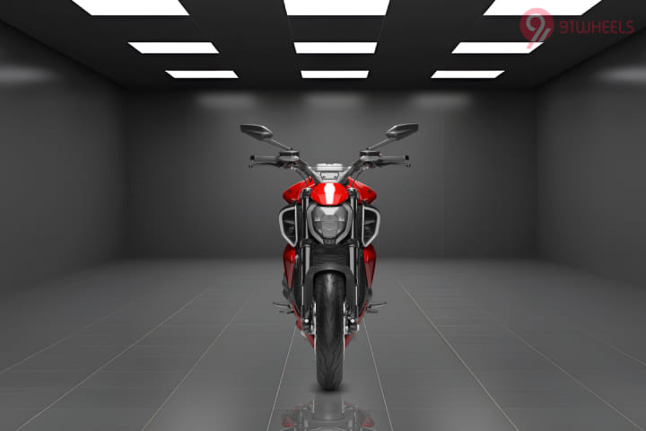 Ducati Diavel V4 Front View