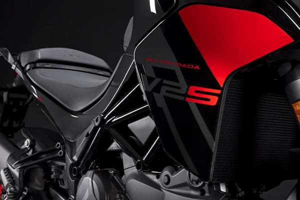 Ducati Multistrada V2 Fuel Tank