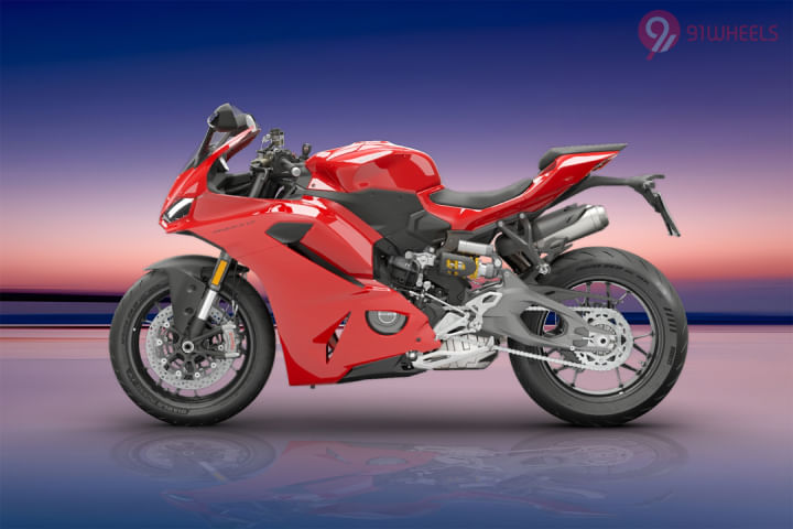 Ducati Panigale V2 Left Side View